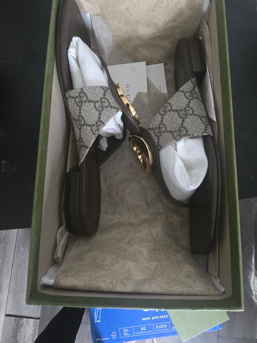 Gucci Blondoe Interlocking Flat Thong Sandal Monogram Supreme - Picture 5 of 7